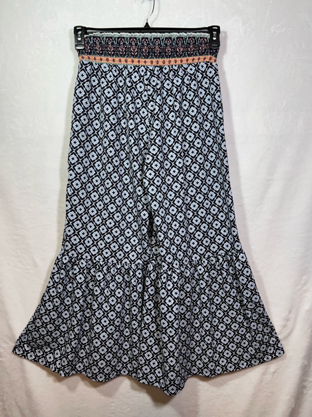 Cato Blue Black Geometric Smocked Waist Wide Leg Ruffle Pants Women L - Picture 12 of 12